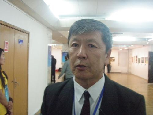 ”Миний хэр зураач болохыг цаг хугацаа шүүнэ”